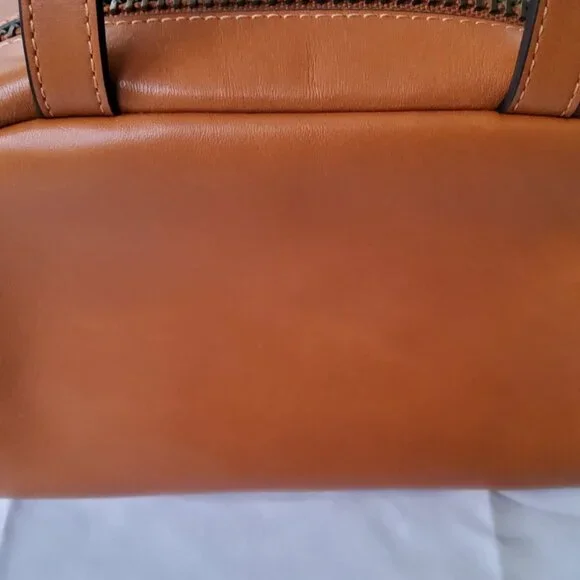 Like New Coach Twin Turnlock 20 in Toffee CCC55 - Picture 5 of 9